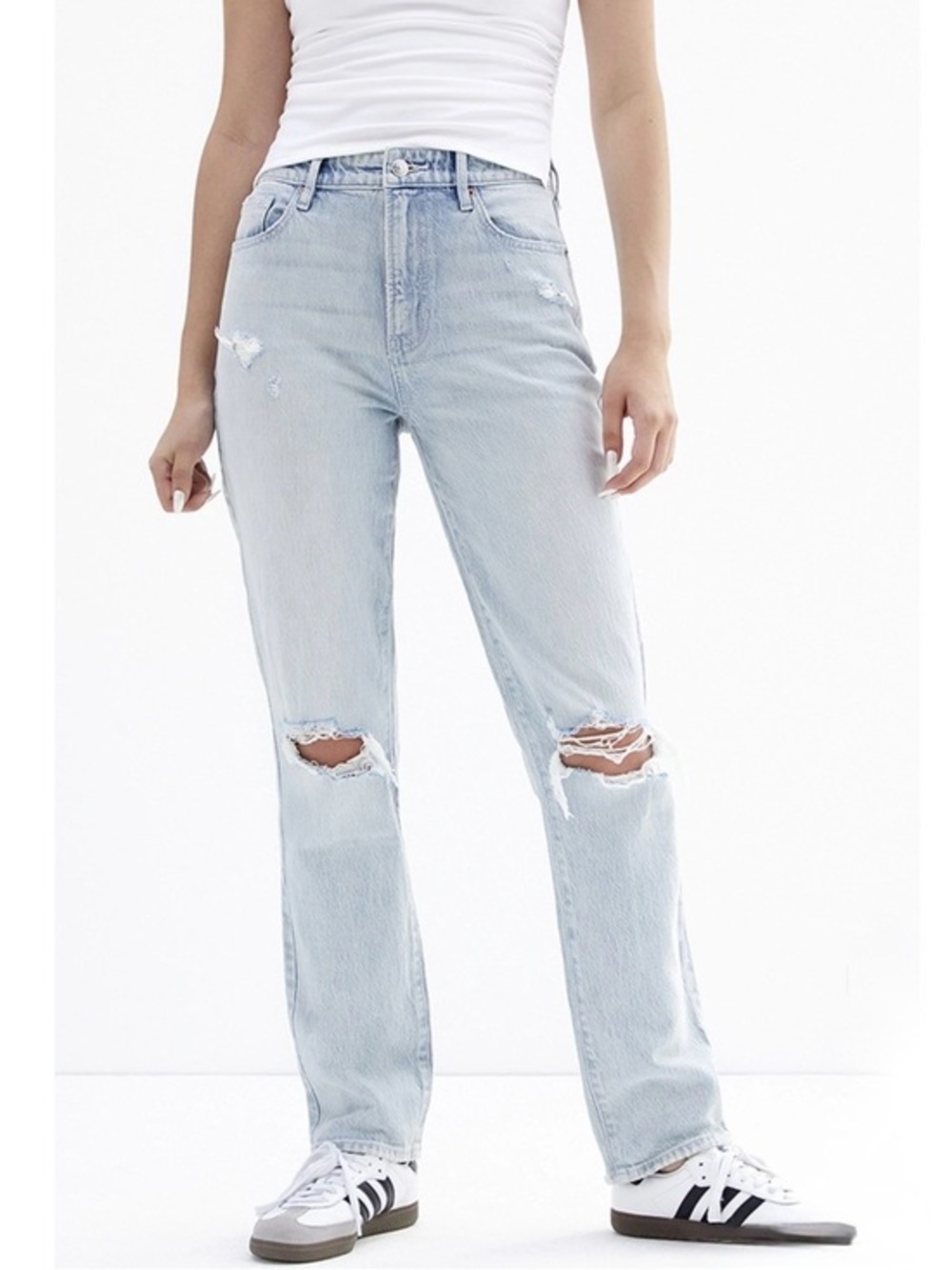 PacSun Light Wash Distressed Dad Jean Button Fly High Rise Jeans Size 26